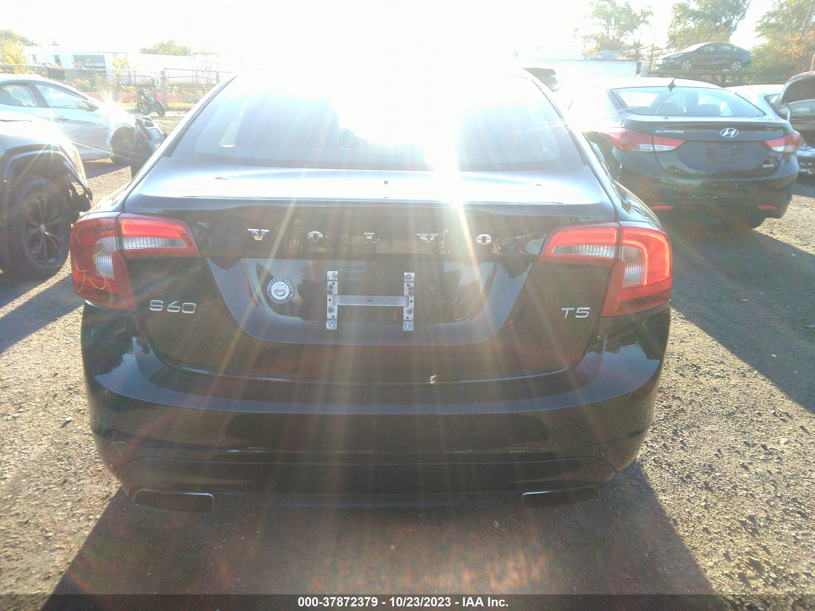 Photo 15 VIN: YV126MFK8F1344955 - VOLVO S60 