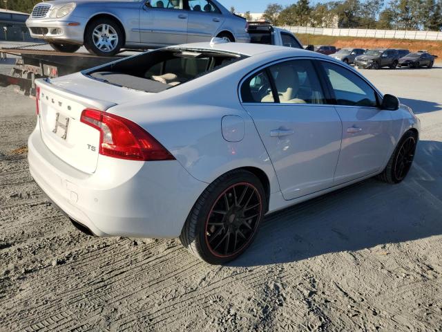 Photo 2 VIN: YV126MFKXF1340292 - VOLVO S60 PREMIE 