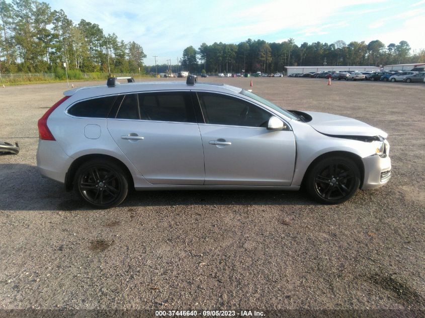 Photo 12 VIN: YV140MED2F1213808 - VOLVO V60 