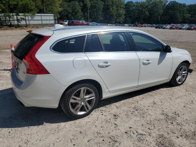 Photo 2 VIN: YV140MEK2F1261727 - VOLVO V60 PREMIE 