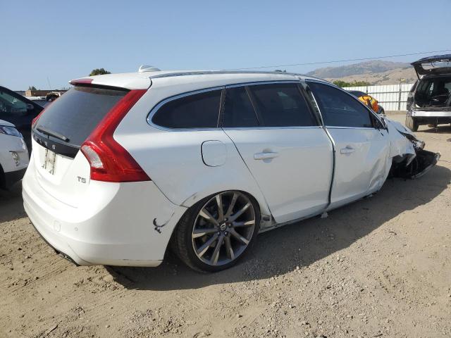 Photo 2 VIN: YV140MEK8F1242180 - VOLVO V60 