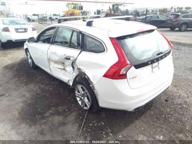 Photo 2 VIN: YV140MEK8F1261392 - VOLVO V60 