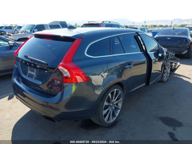 Photo 3 VIN: YV140MEM3F1226101 - VOLVO V60 