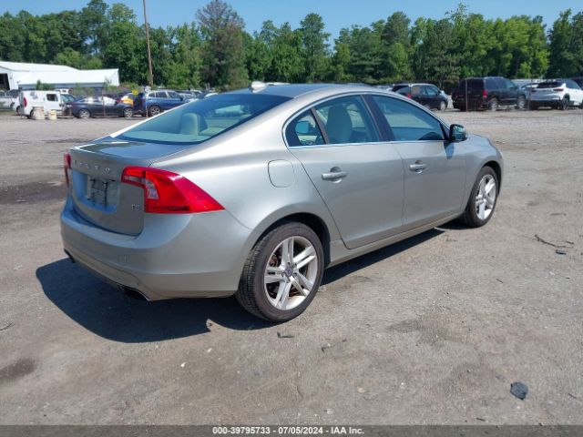 Photo 3 VIN: YV140MFC9F1317475 - VOLVO S60 