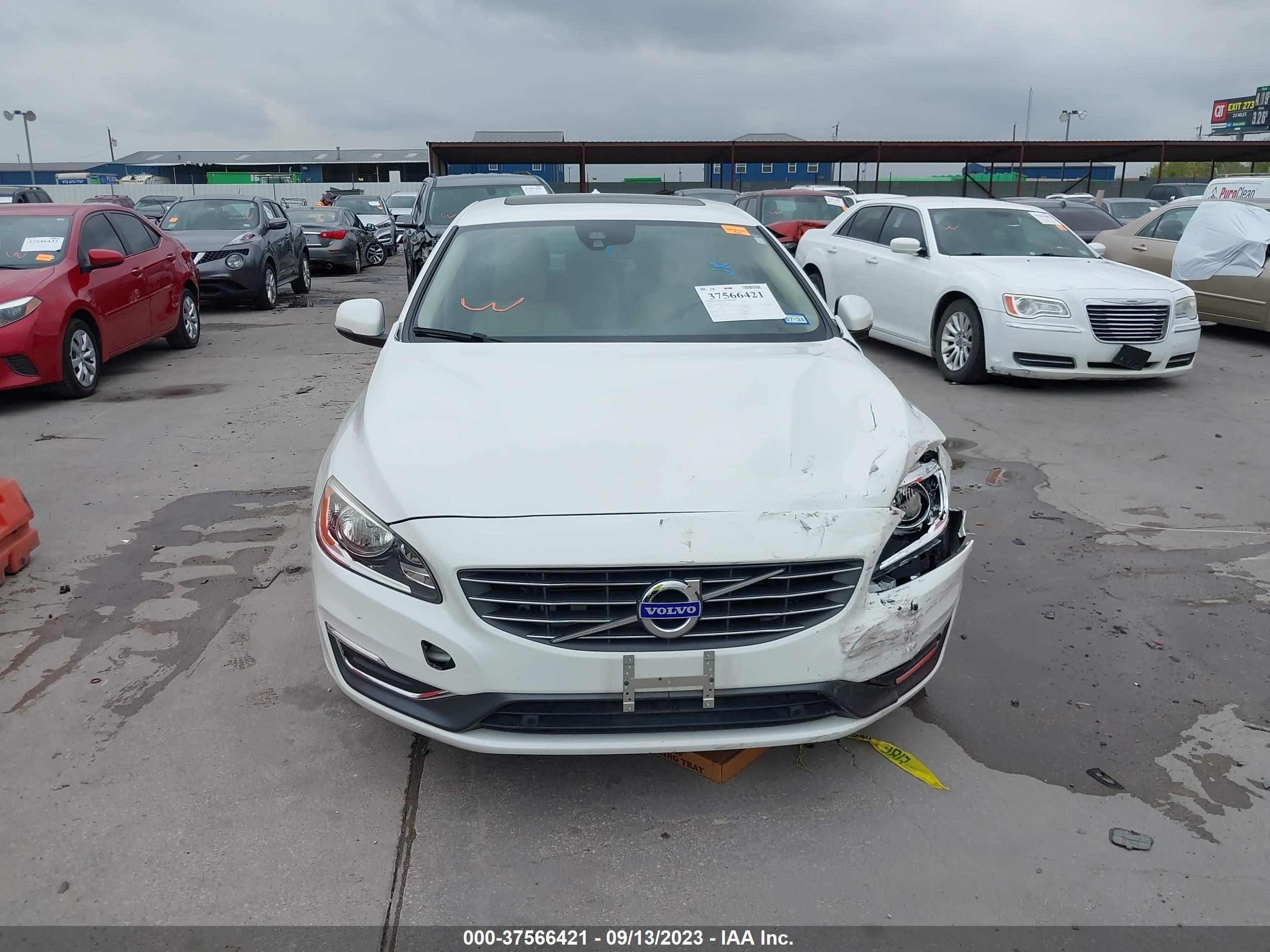 Photo 11 VIN: YV140MFK2F1344489 - VOLVO S60 