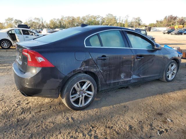 Photo 2 VIN: YV140MFM7F2338778 - VOLVO S60 PLATIN 