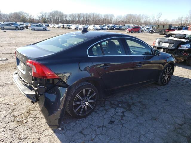 Photo 2 VIN: YV140MFM9F1340151 - VOLVO S60 PLATIN 