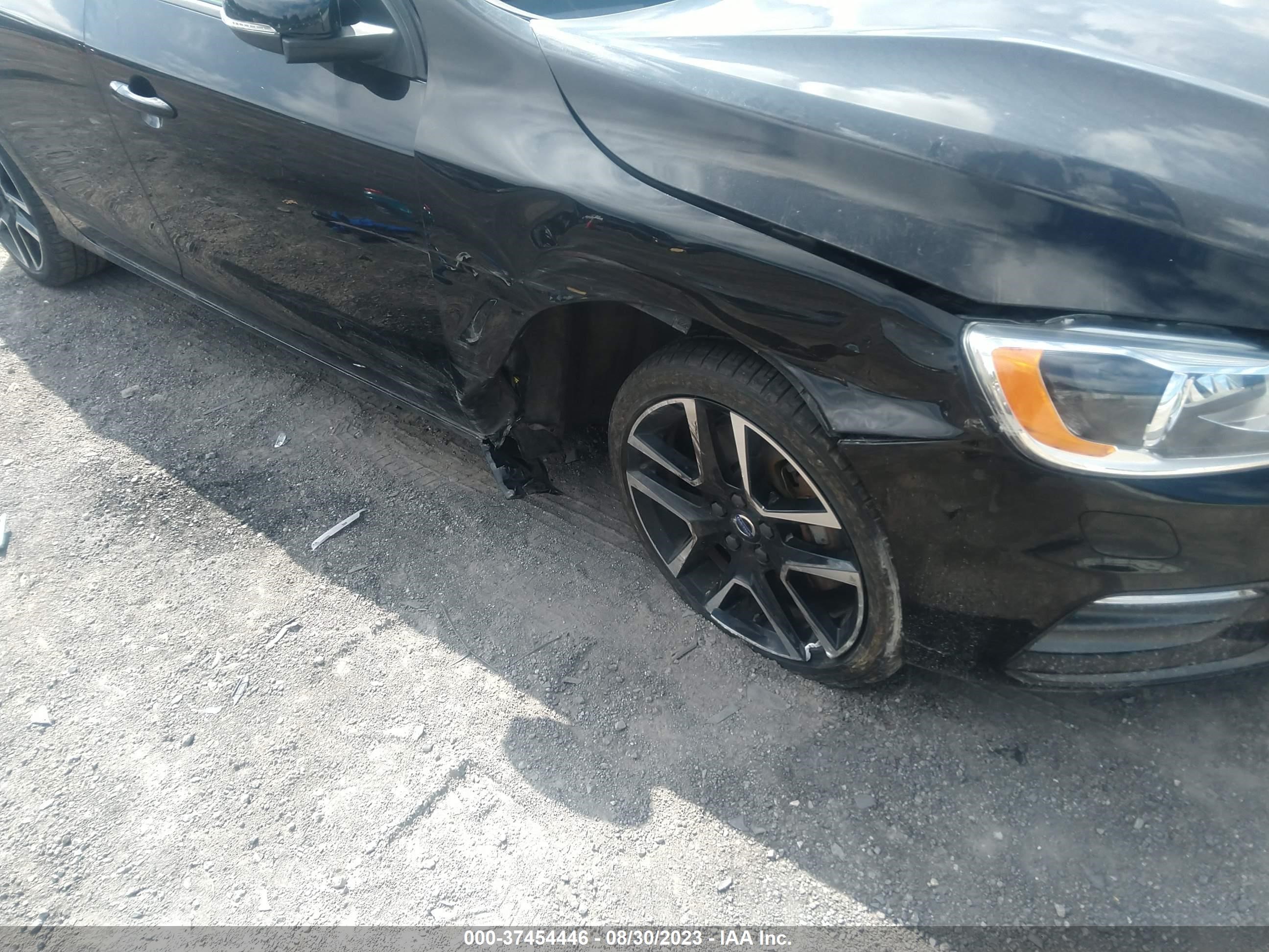 Photo 5 VIN: YV140MTL4H2436195 - VOLVO S60 