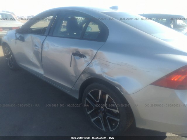 Photo 5 VIN: YV140MTL8J2451823 - VOLVO S60 