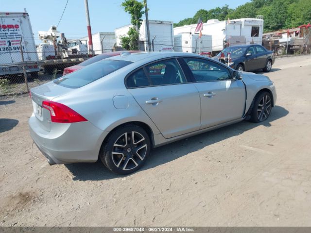 Photo 3 VIN: YV140MTL9H2435849 - VOLVO S60 