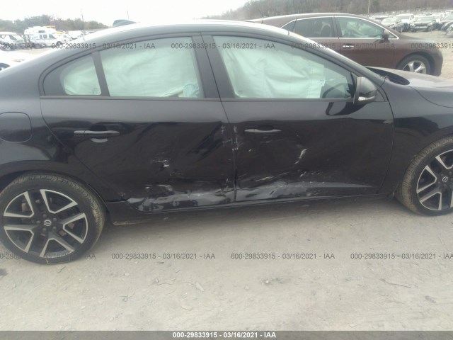 Photo 5 VIN: YV140MTL9J2450311 - VOLVO S60 