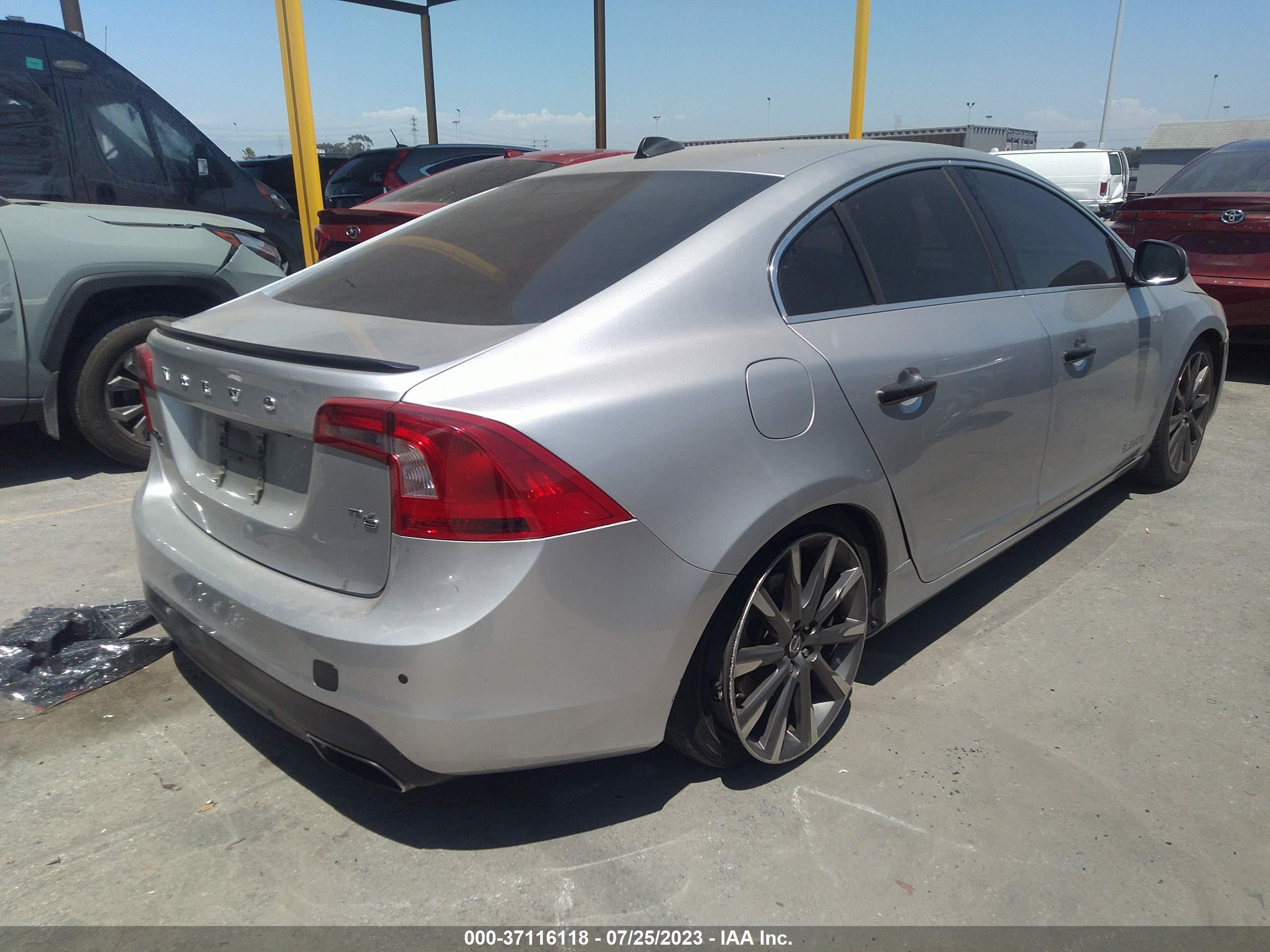 Photo 3 VIN: YV149MFM5F1347894 - VOLVO S60 