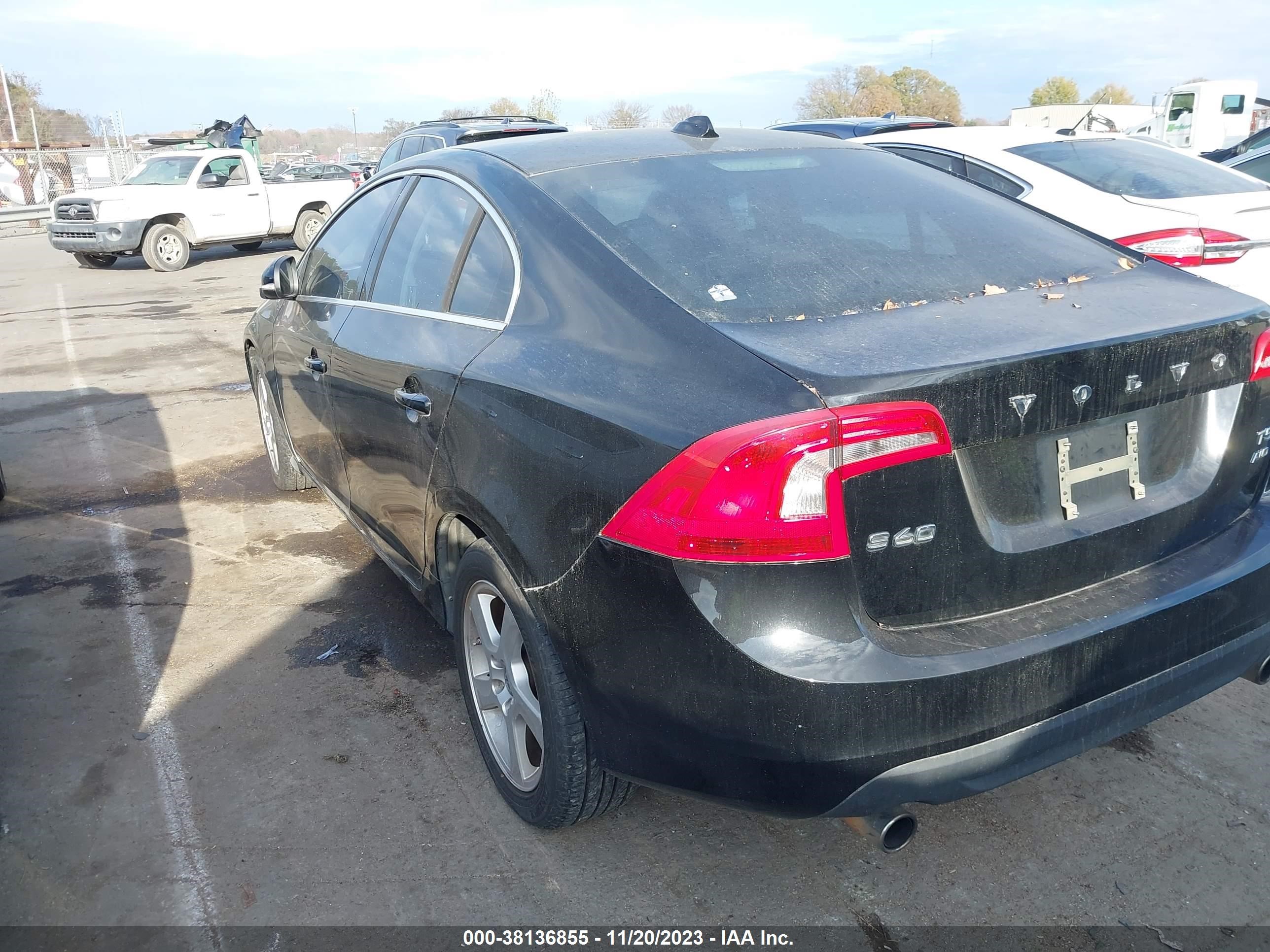 Photo 5 VIN: YV1612FH3D2176304 - VOLVO S60 