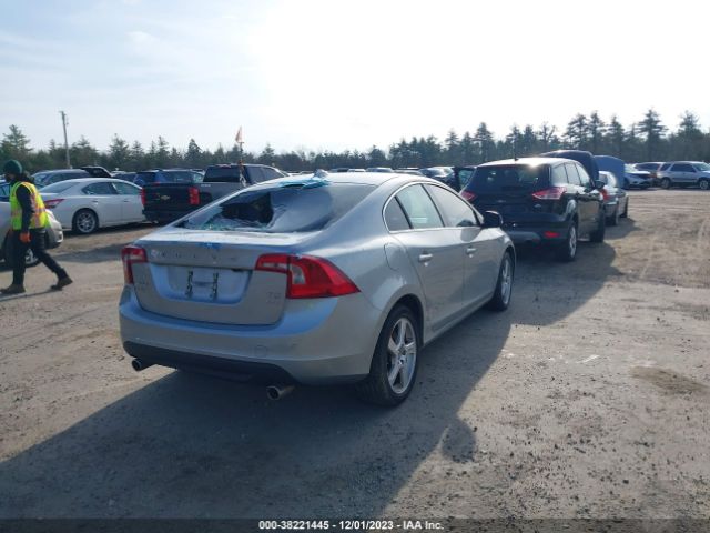 Photo 3 VIN: YV1612FH4D1215309 - VOLVO S60 