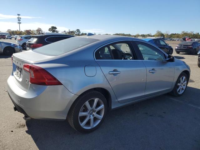 Photo 2 VIN: YV1612FH9D2230477 - VOLVO S60 T5 