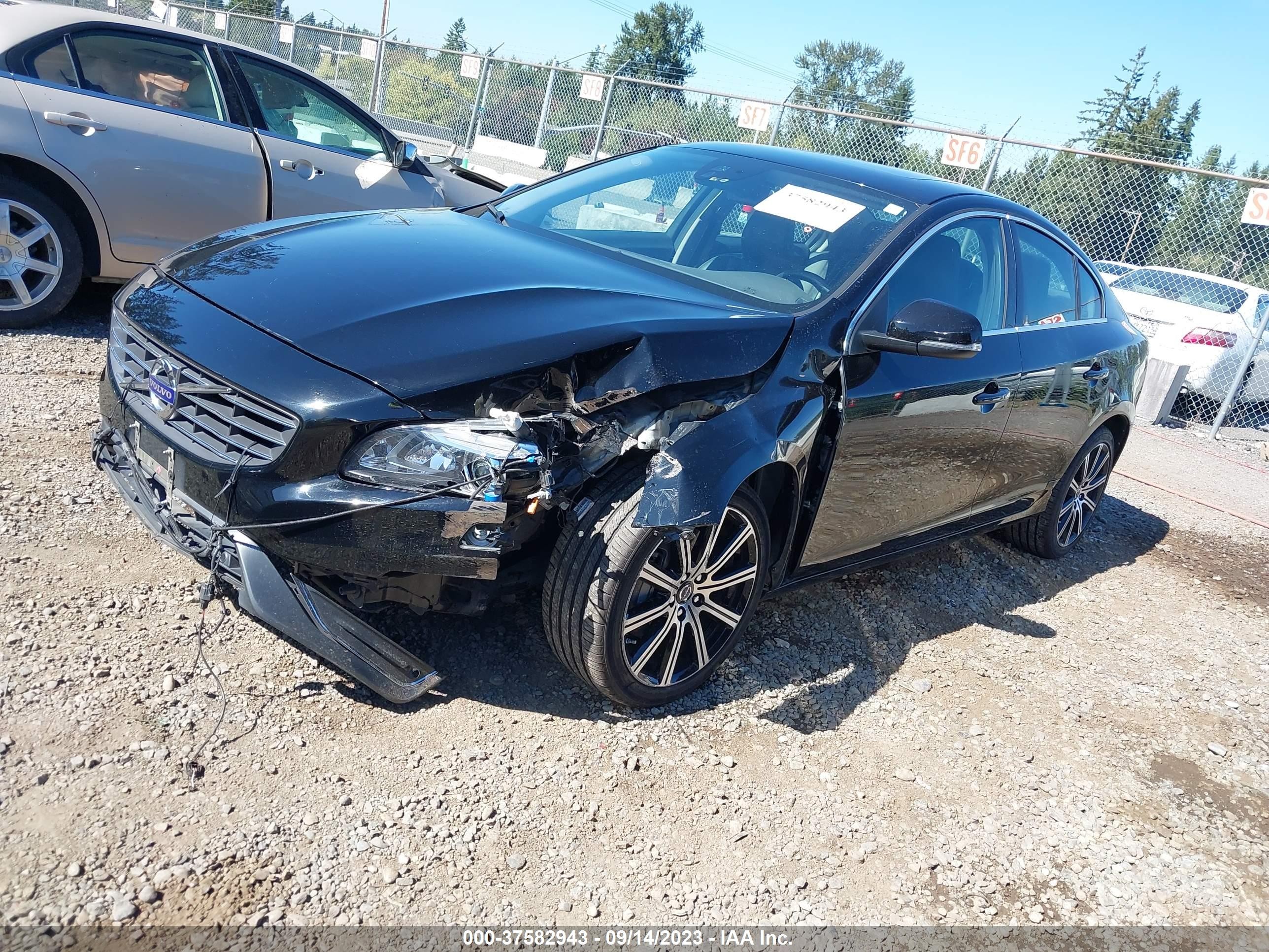 Photo 1 VIN: YV1612FHXE2294433 - VOLVO S60 