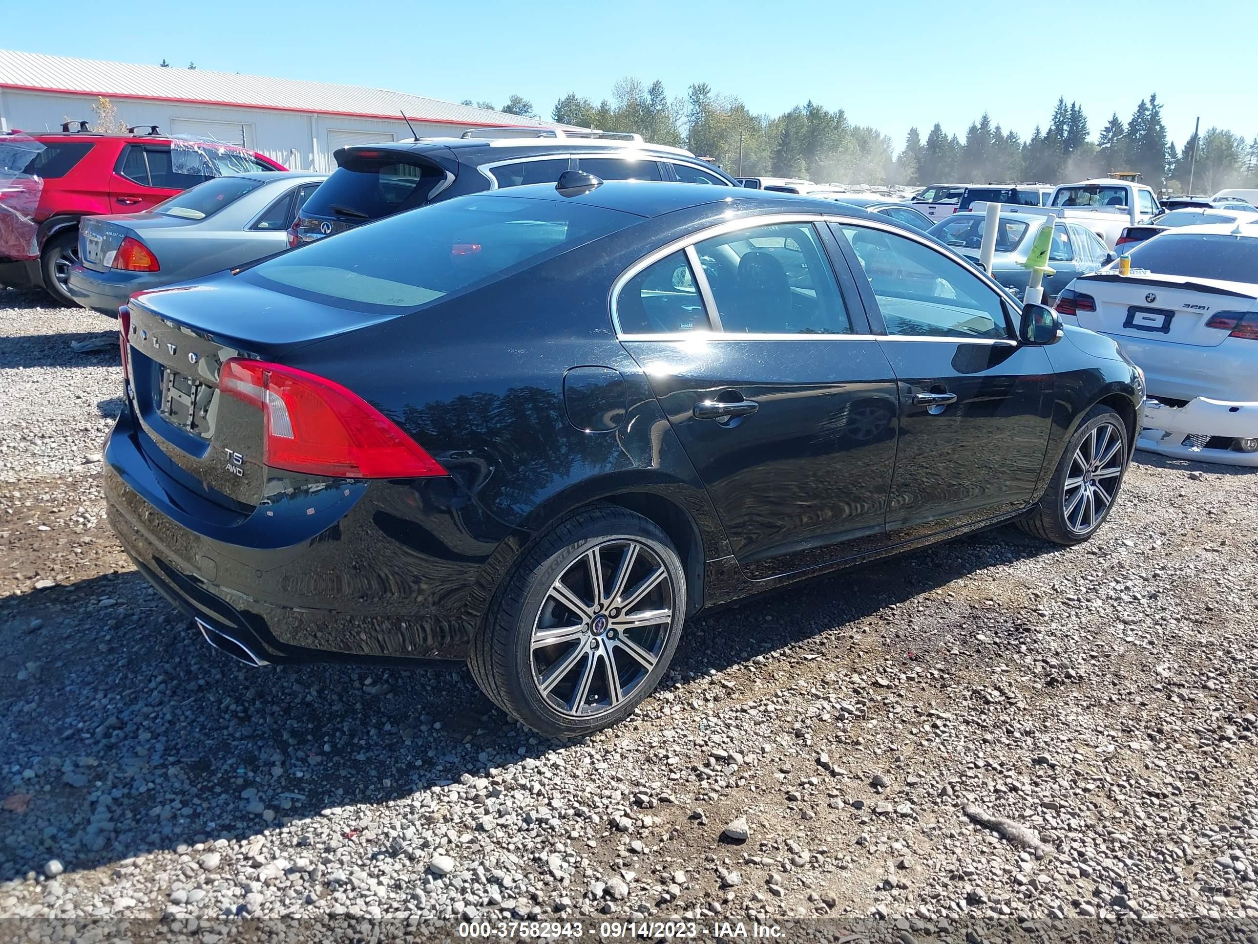 Photo 3 VIN: YV1612FHXE2294433 - VOLVO S60 