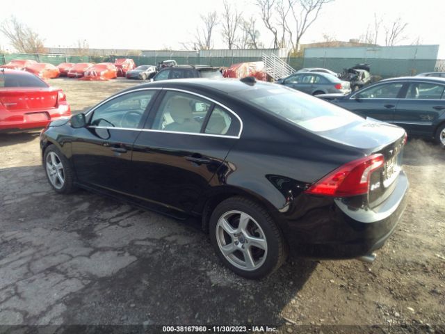 Photo 2 VIN: YV1612FS0D1218137 - VOLVO S60 