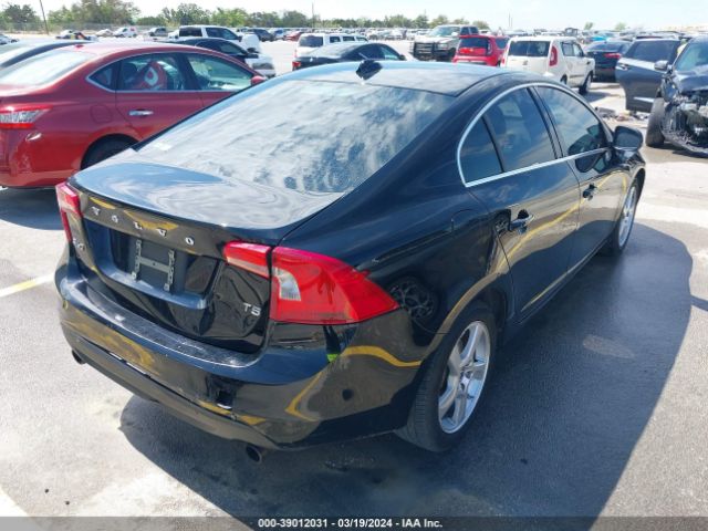 Photo 3 VIN: YV1612FS2D2176774 - VOLVO S60 