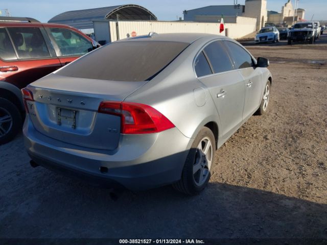 Photo 3 VIN: YV1612FS2D2200586 - VOLVO S60 