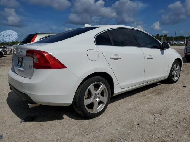 Photo 2 VIN: YV1612FS2D2208459 - VOLVO S60 T5 