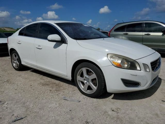 Photo 3 VIN: YV1612FS2D2208459 - VOLVO S60 T5 