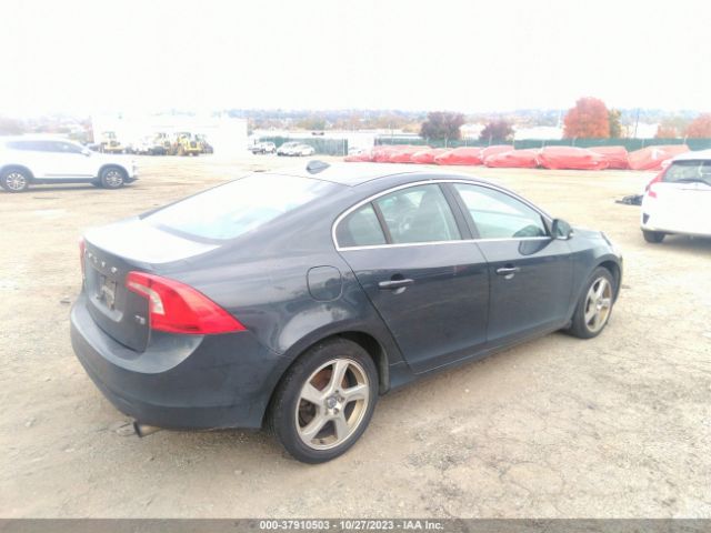 Photo 3 VIN: YV1612FS3D1223431 - VOLVO S60 