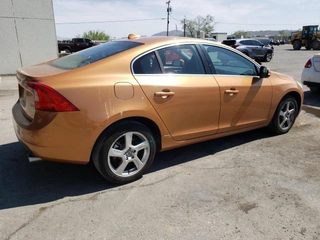 Photo 2 VIN: YV1612FS3D2188268 - VOLVO S60 T5 