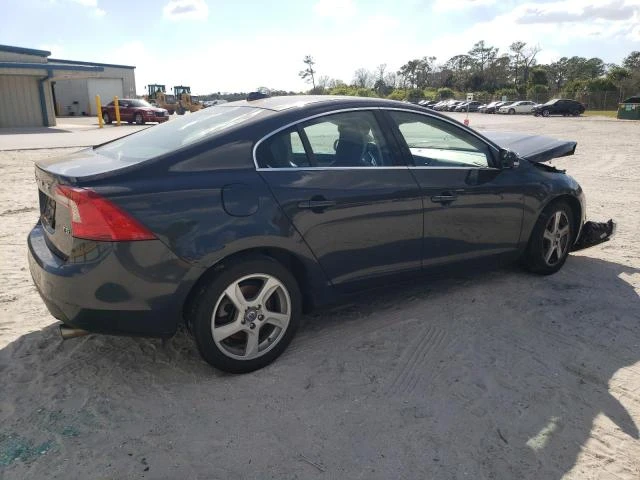 Photo 2 VIN: YV1612FS4D2182219 - VOLVO S60 T5 