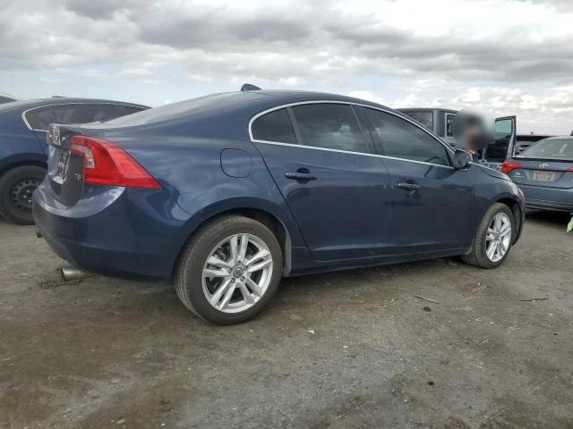 Photo 2 VIN: YV1612FS7D1223822 - VOLVO S60 T5 