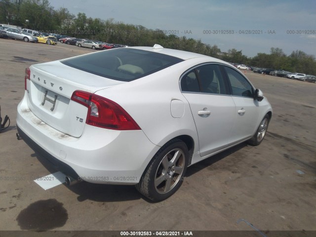 Photo 3 VIN: YV1612FS8D2179050 - VOLVO S60 