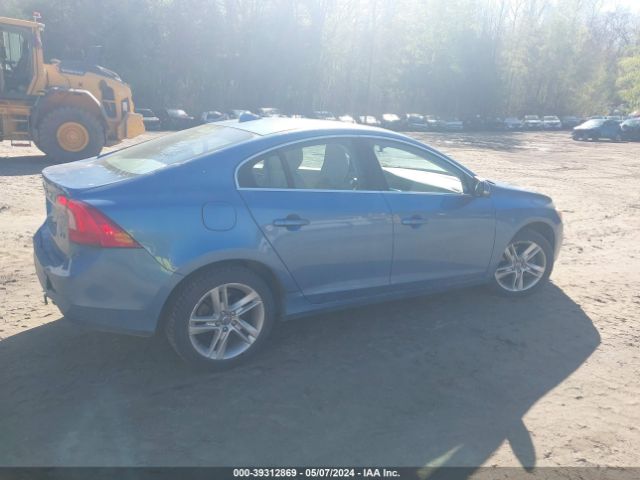 Photo 3 VIN: YV1612FS9E2274590 - VOLVO S60 