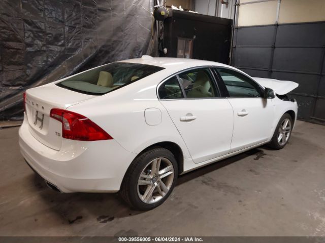 Photo 3 VIN: YV1612FS9E2281085 - VOLVO S60 