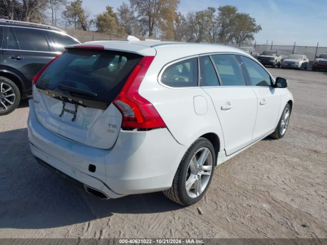 Photo 3 VIN: YV1612SB0F1201587 - VOLVO V60 