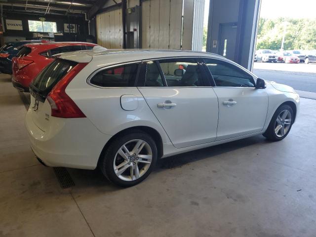 Photo 2 VIN: YV1612SB3F1211739 - VOLVO V60 PREMIE 