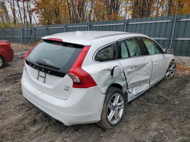 Photo 3 VIN: YV1612SB6F1212304 - VOLVO V60 PREMIE 