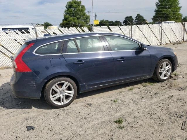 Photo 2 VIN: YV1612SC8F1195434 - VOLVO V60 PREMIE 