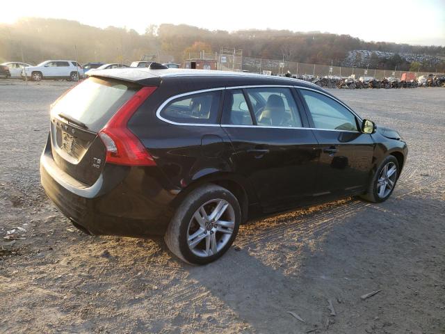 Photo 2 VIN: YV1612SD6F1213017 - VOLVO V60 PLATIN 