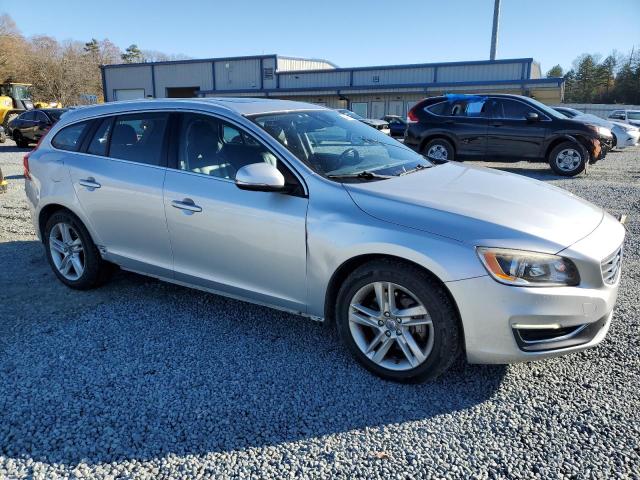 Photo 3 VIN: YV1612SD8F1212533 - VOLVO V60 PLATIN 