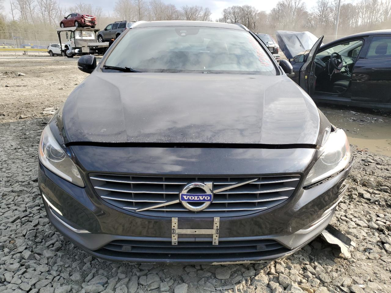 Photo 4 VIN: YV1612SDXF1187750 - VOLVO V60 