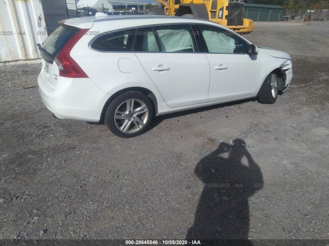 Photo 3 VIN: YV1612SK8F1218914 - VOLVO V60 