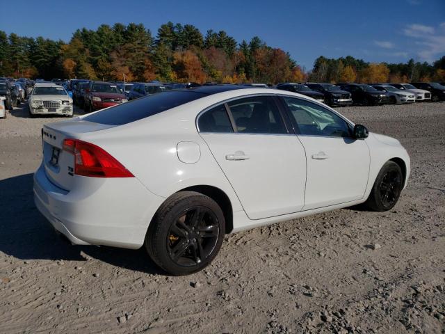 Photo 2 VIN: YV1612TB2F1314634 - VOLVO S60 PREMIE 