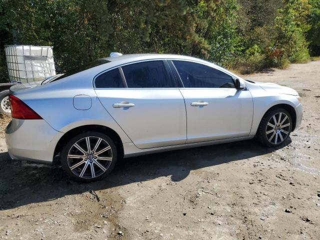 Photo 2 VIN: YV1612TB4F1299943 - VOLVO S60 PREMIE 