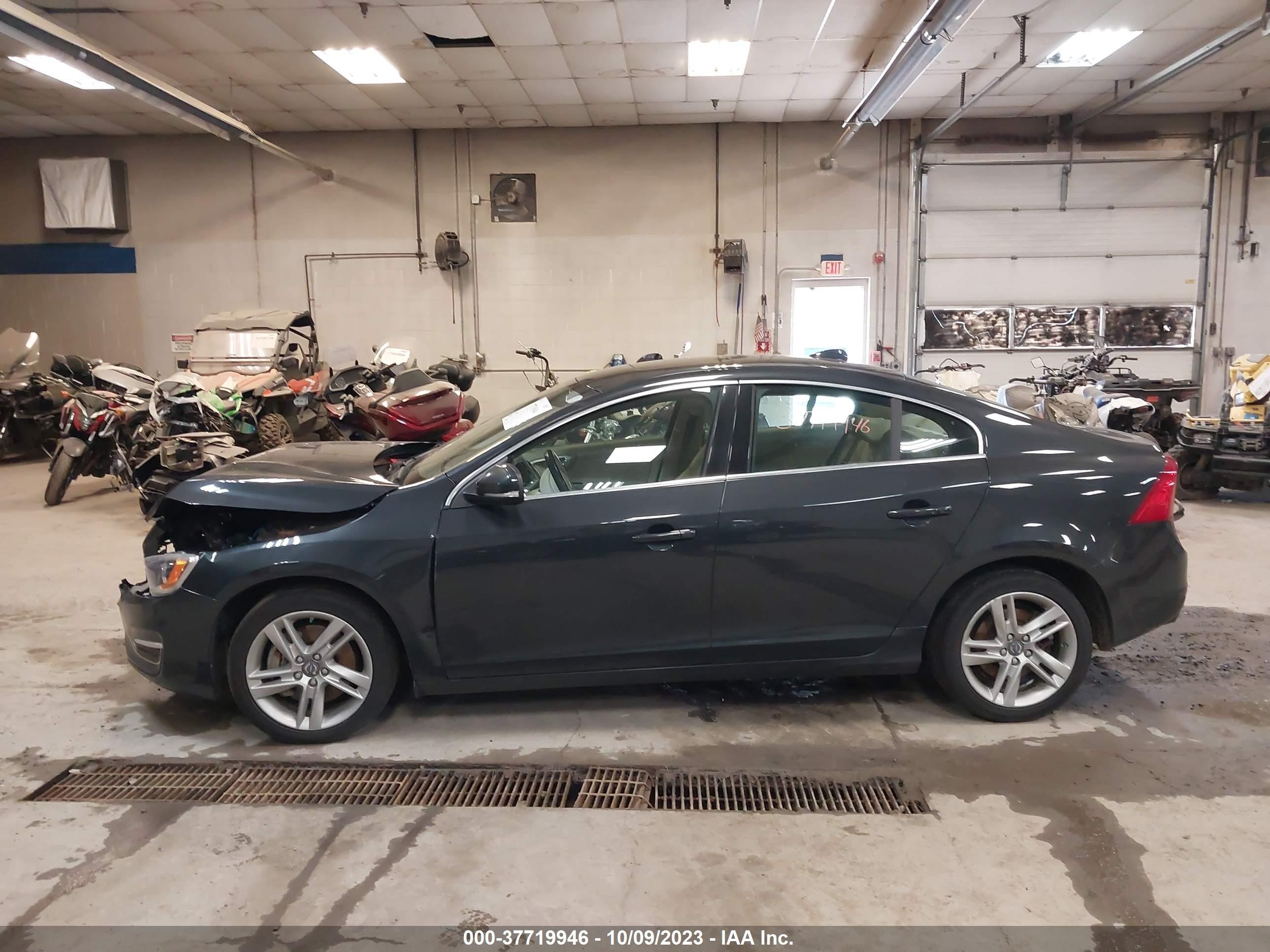 Photo 14 VIN: YV1612TK6F2334735 - VOLVO S60 