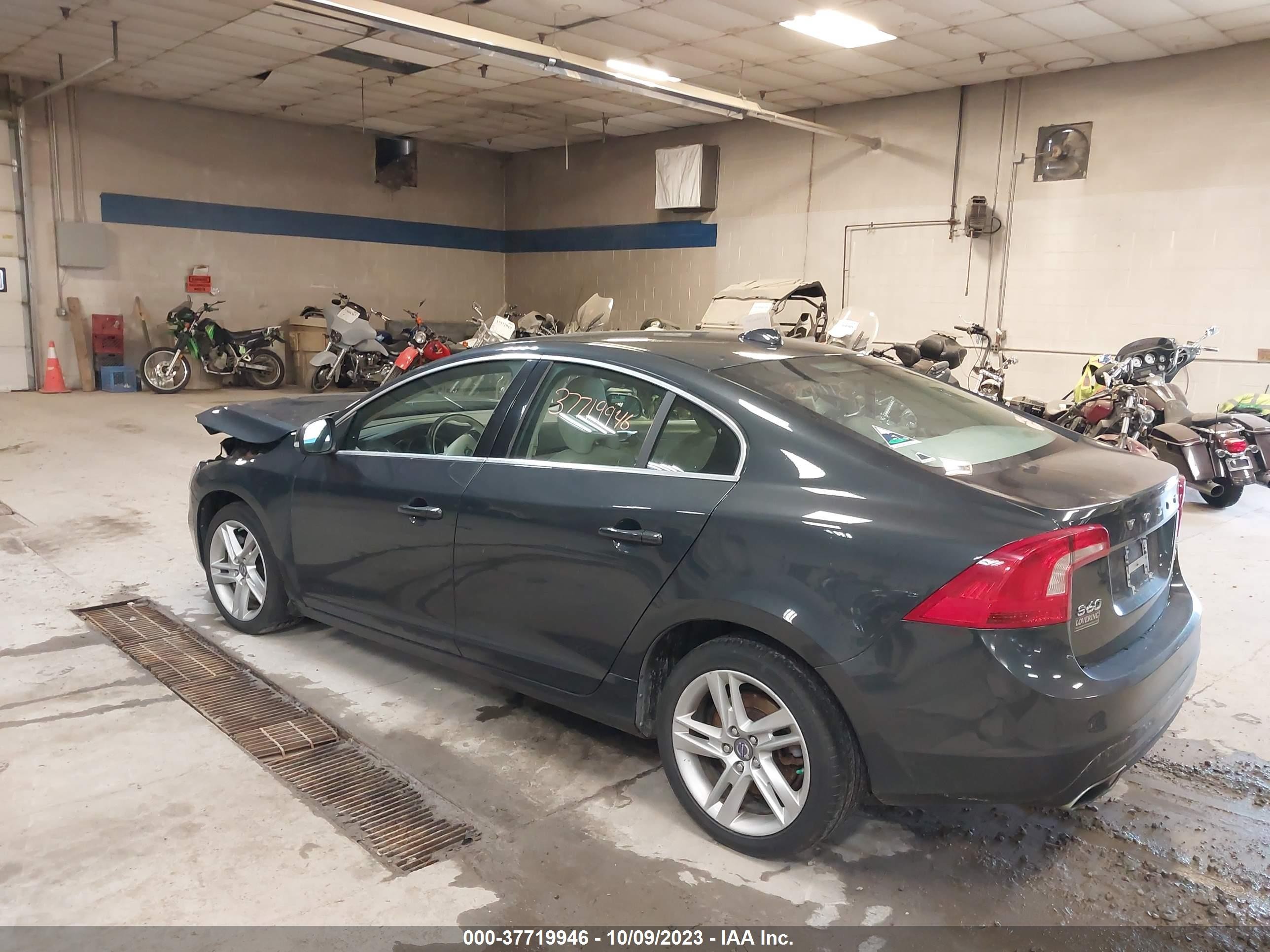 Photo 2 VIN: YV1612TK6F2334735 - VOLVO S60 