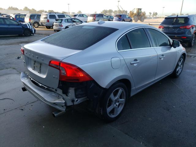 Photo 3 VIN: YV1622FS0C2115418 - VOLVO S60 T5 