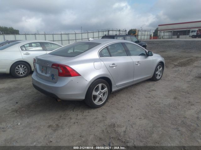 Photo 3 VIN: YV1622FS3C2021064 - VOLVO S60 