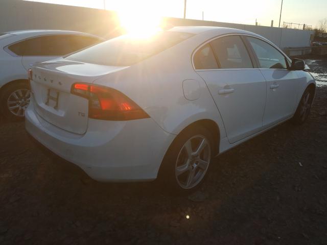 Photo 3 VIN: YV1622FS4C2092015 - VOLVO S60 T5 