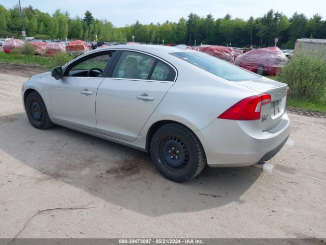 Photo 2 VIN: YV1622FS4C2130830 - VOLVO S60 