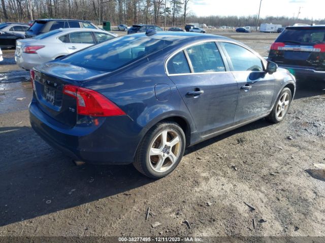 Photo 3 VIN: YV1622FS6C2042717 - VOLVO S60 